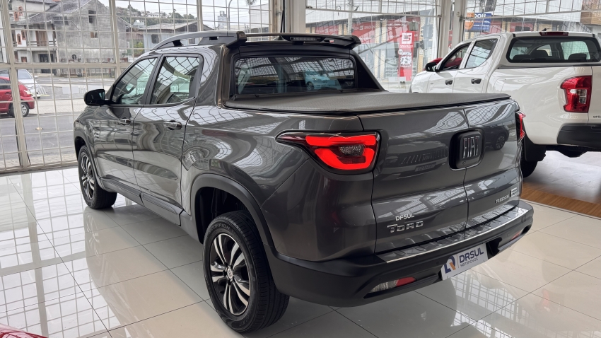 fiat toro 1.3 turbo 270 flex freedom at6 4p automatico 20233