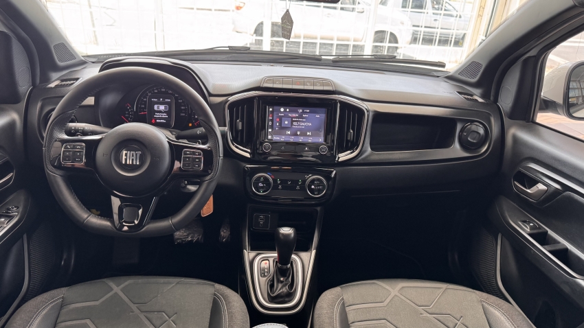 fiat strada 1.3 firefly flex volcano cd cvt 4p automatico 20234