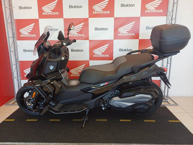 bmw / c400 x 2023/2024