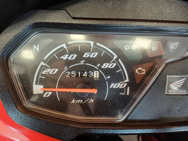 honda pop 110i.