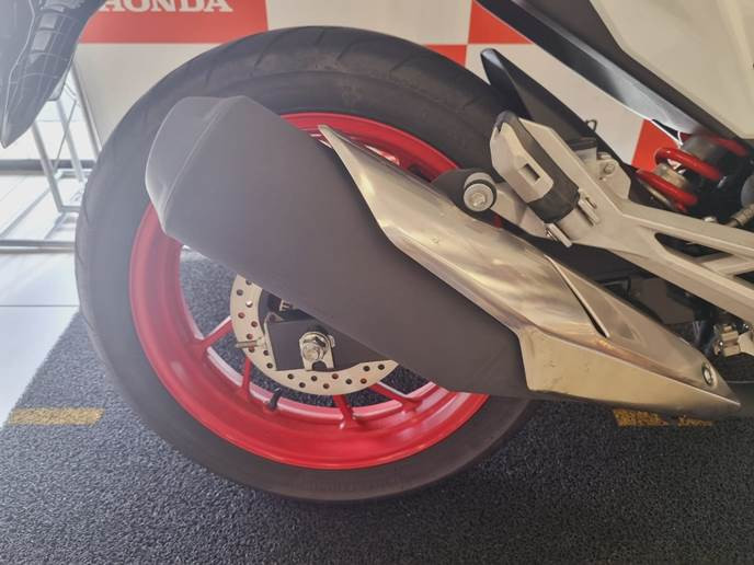 honda cb 250f twister abs com baixo km