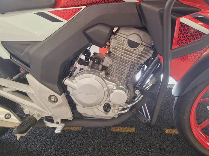 honda cb 250f twister abs com baixo km