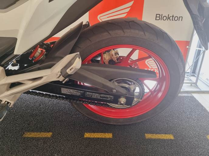 honda cb 250f twister abs com baixo km