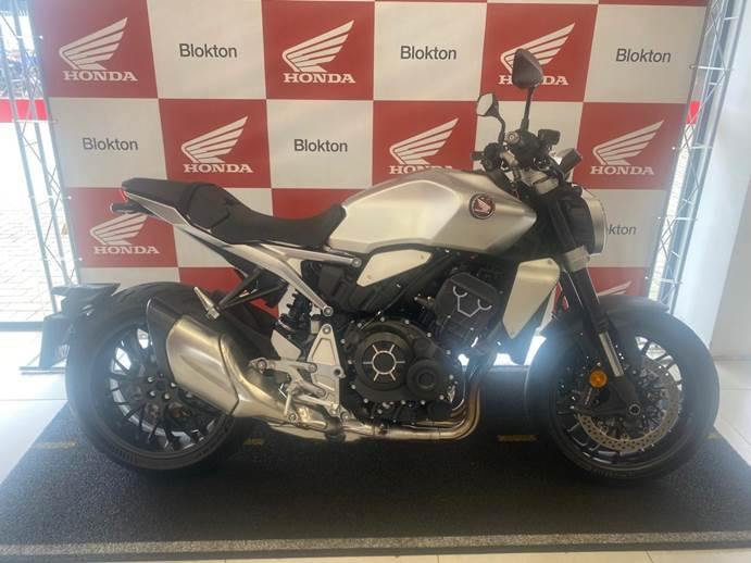 honda cb 1000r abs com apenas 4 mil km