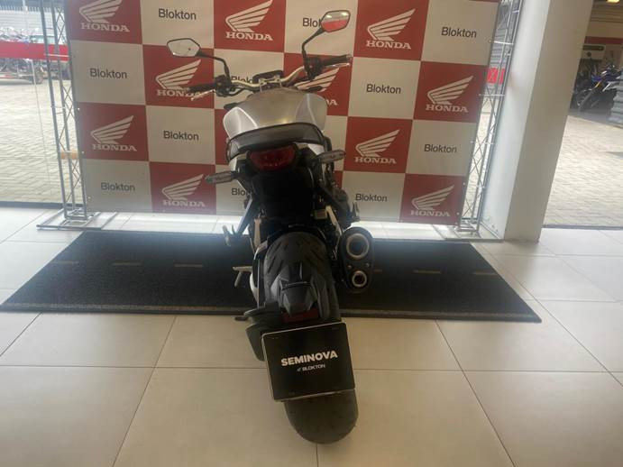 honda cb 1000r abs com apenas 4 mil km