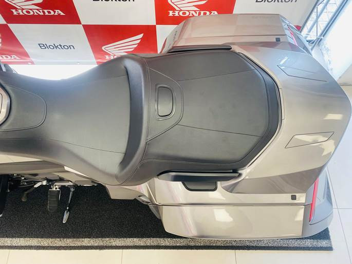 honda gold wing 1800 em otimo estado