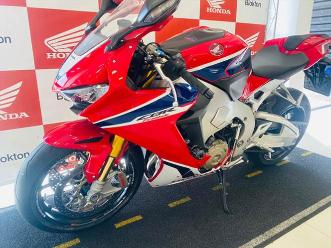 honda cbr 1000rr sp em excelente estado