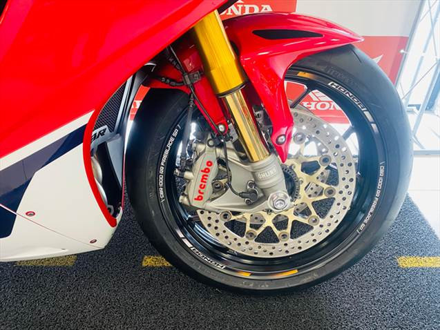 honda cbr 1000rr sp em excelente estado