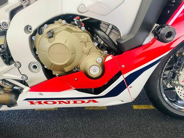 honda cbr 1000rr sp em excelente estado