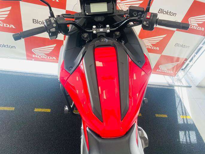 honda nc 750x dct com apenas 8.810 km