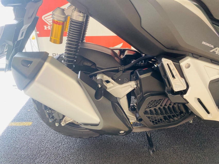 honda adv 150 com apenas 2.155 km