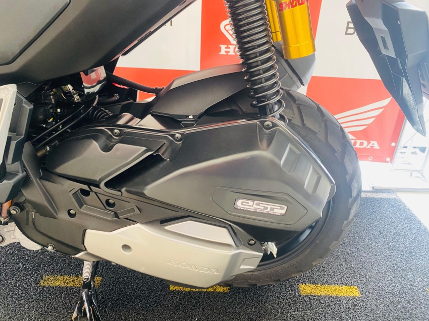 honda adv 150 com apenas 2.155 km
