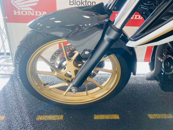yamaha fz25 fazer 250 abs connected com apenas 1.180 km