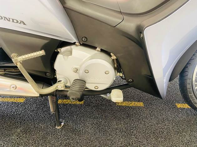 honda biz 125 es com baixo km e transferencia gratis