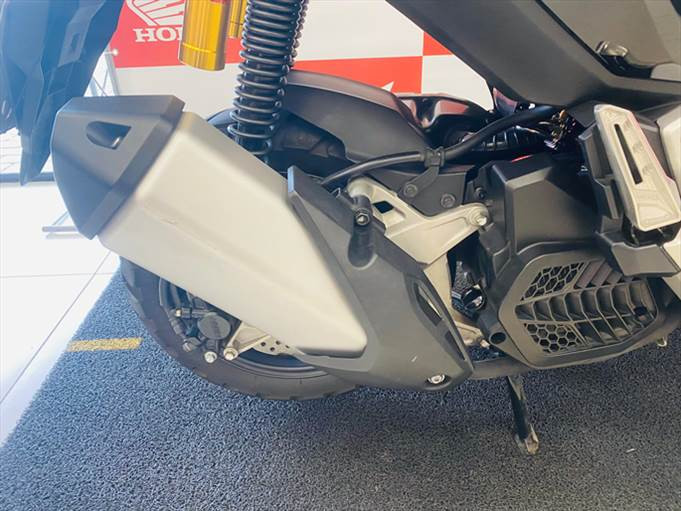 honda adv 150 revisada e com garantia.