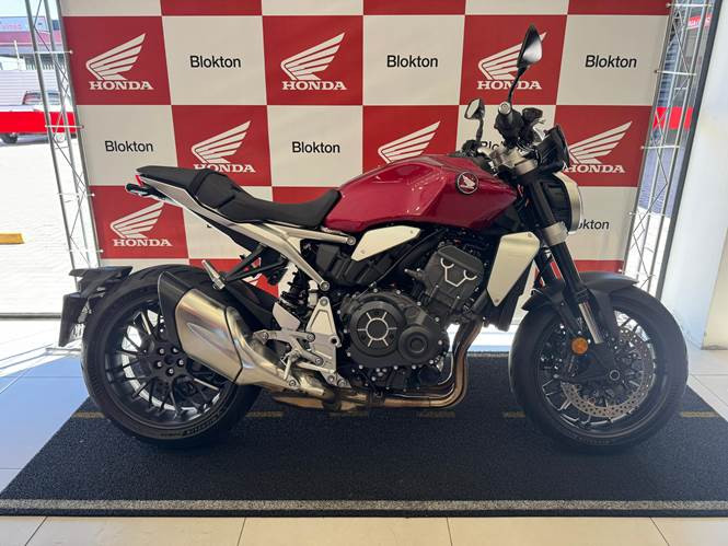 honda cb 1000r com apenas 4.126 km honda cb 1000r com apenas 4.126 km