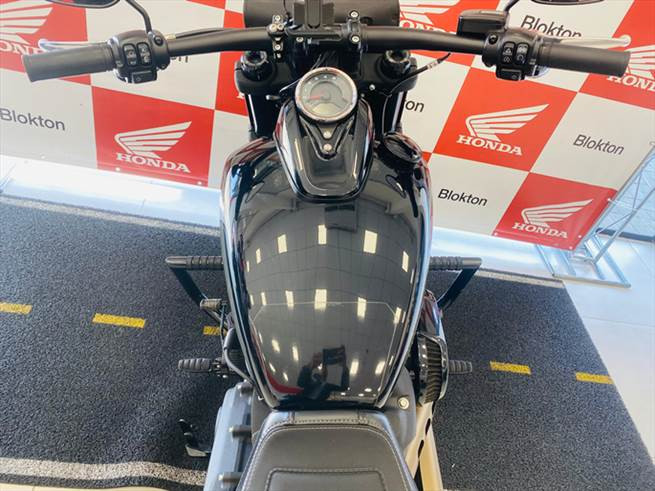 harley davidson fat bob em otimo estado