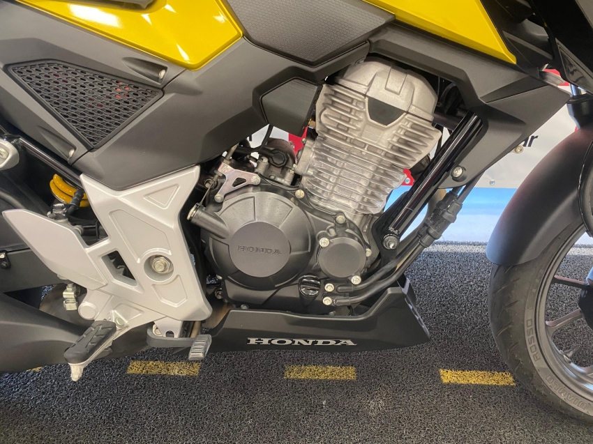 honda cb 300f twister abs com transferencia gratis