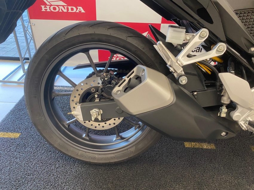 honda cb 300f twister abs com transferencia gratis