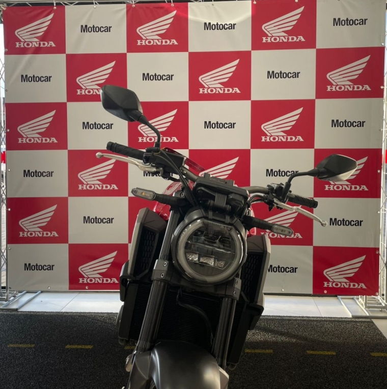 cb 650r abs com baixo km