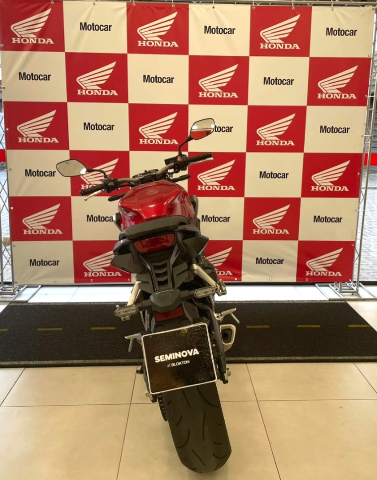 cb 650r abs com baixo km