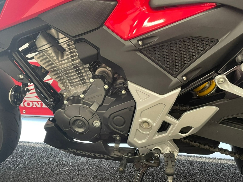 cb 300f twister abs com transferencia gratis