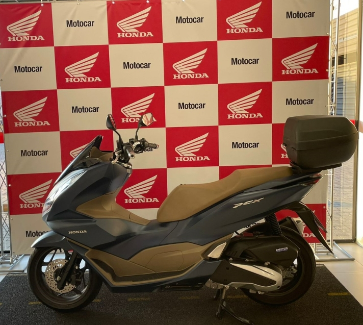 pcx dlx abs 2024
