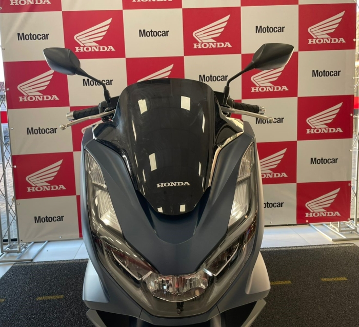 pcx dlx abs 2024