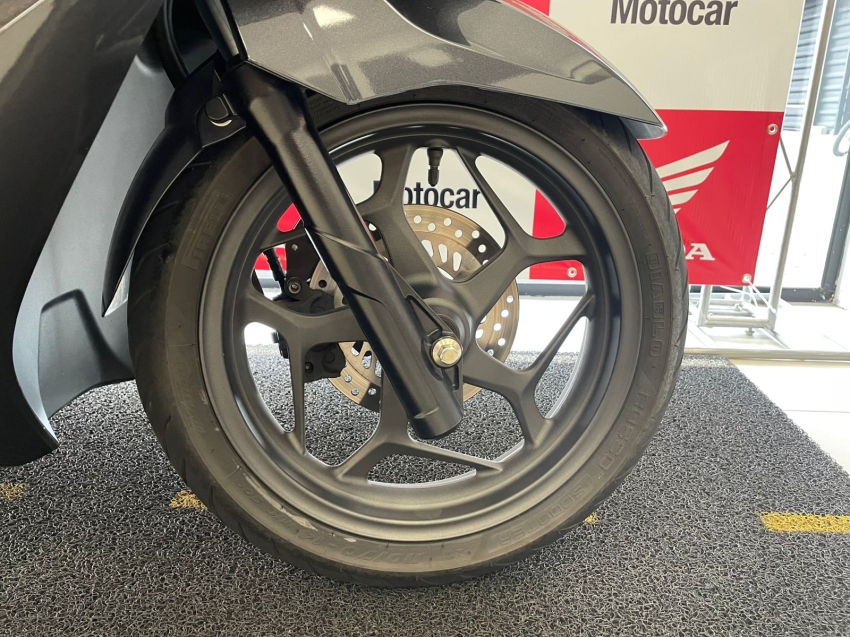 pcx 160 cbs com baixo km e transferencia gratis