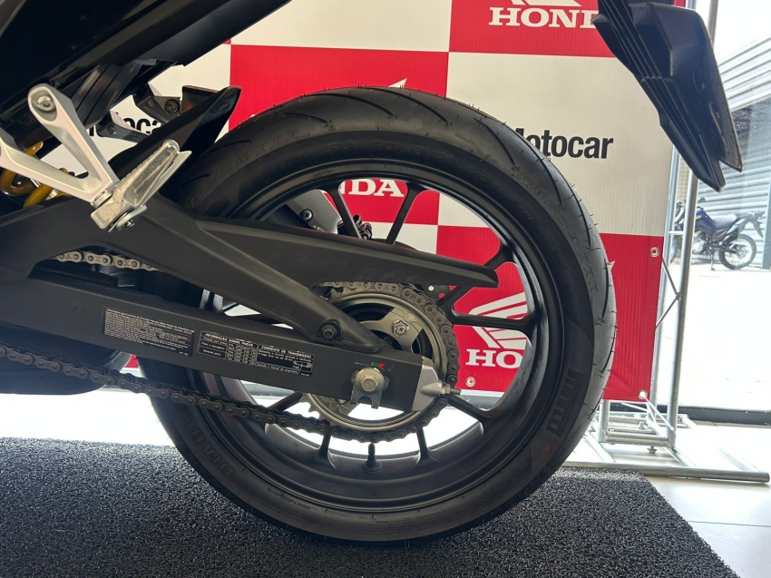 cb 300f 2022/2023 abs unico dono7