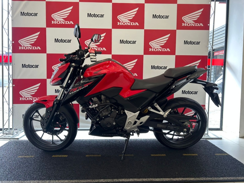 cb 300f 2022/2023 abs unico dono6