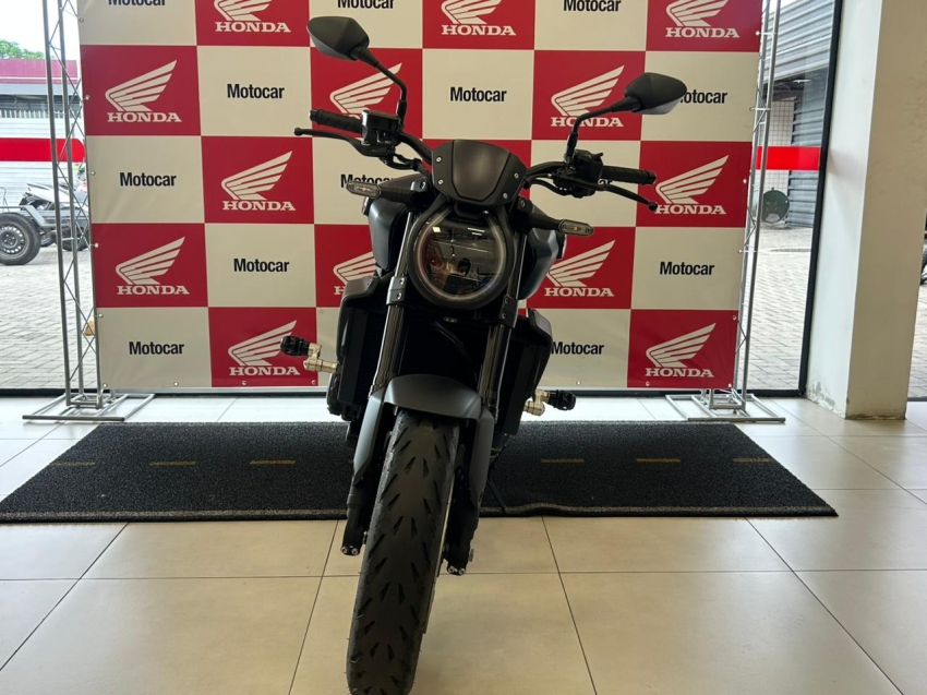 cb 1000r b black edition4