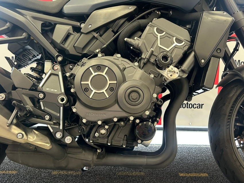 cb 1000r b black edition2