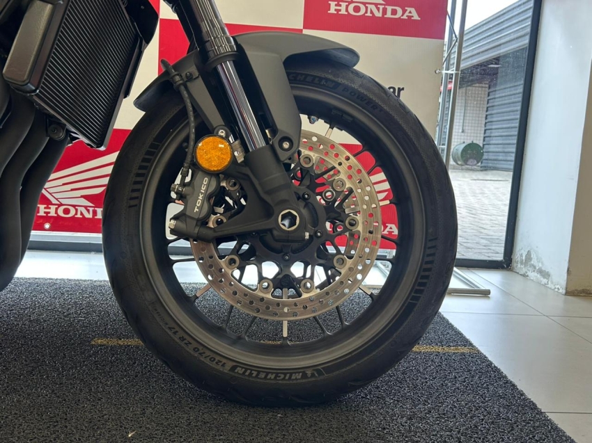 cb 1000r b black edition1