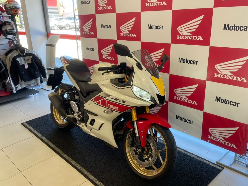 yamaha r3 abs baixo km world gp 60 anos6