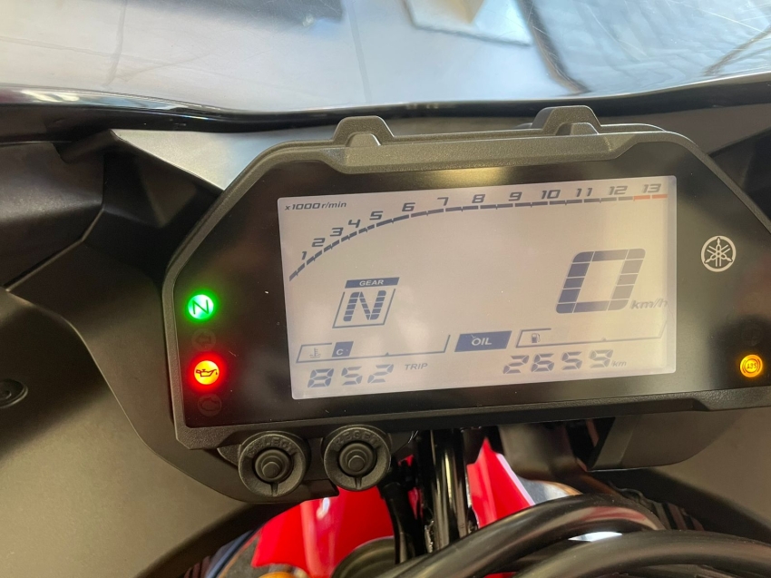 yamaha r3 abs baixo km world gp 60 anos14