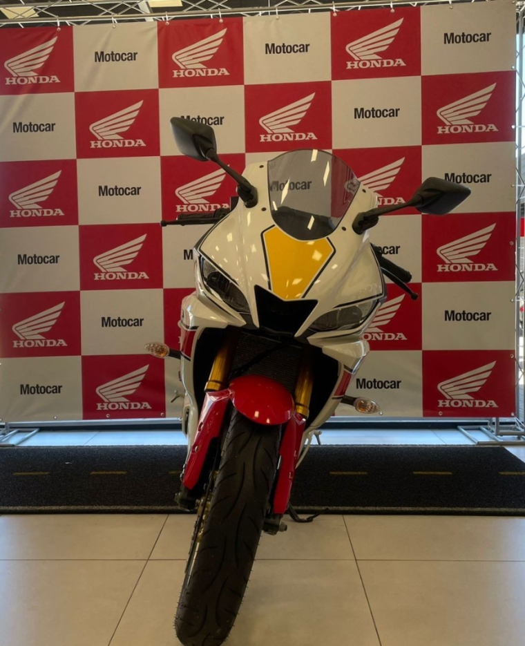 yamaha r3 abs baixo km world gp 60 anos5