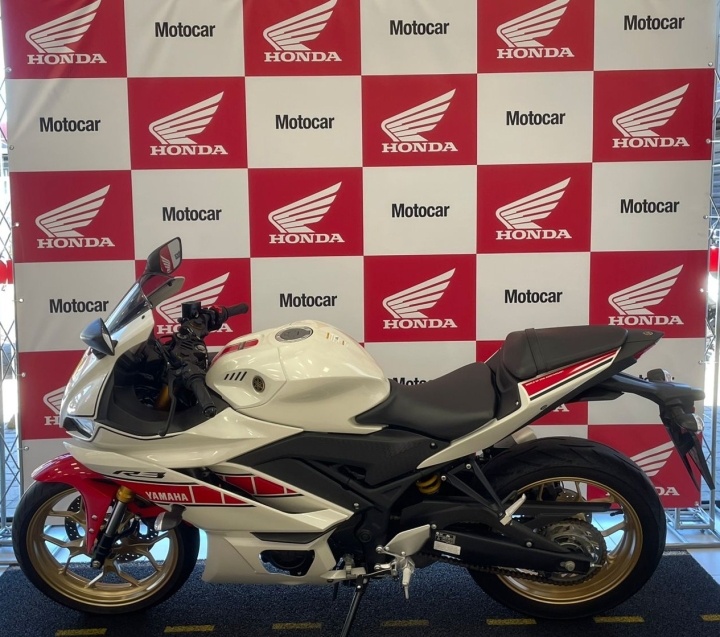 yamaha r3 abs baixo km world gp 60 anos8