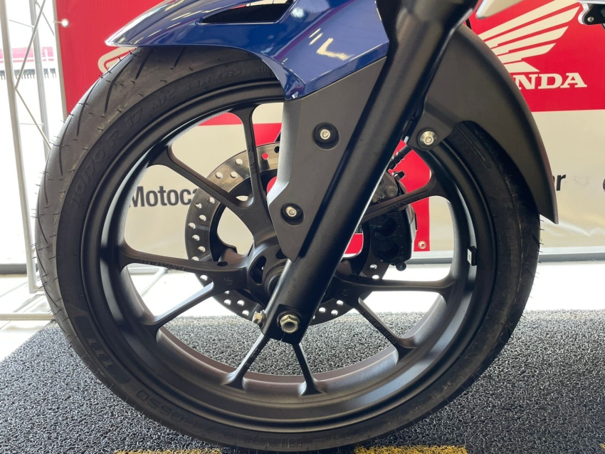 cb 300f twister abs com apenas 117 km8