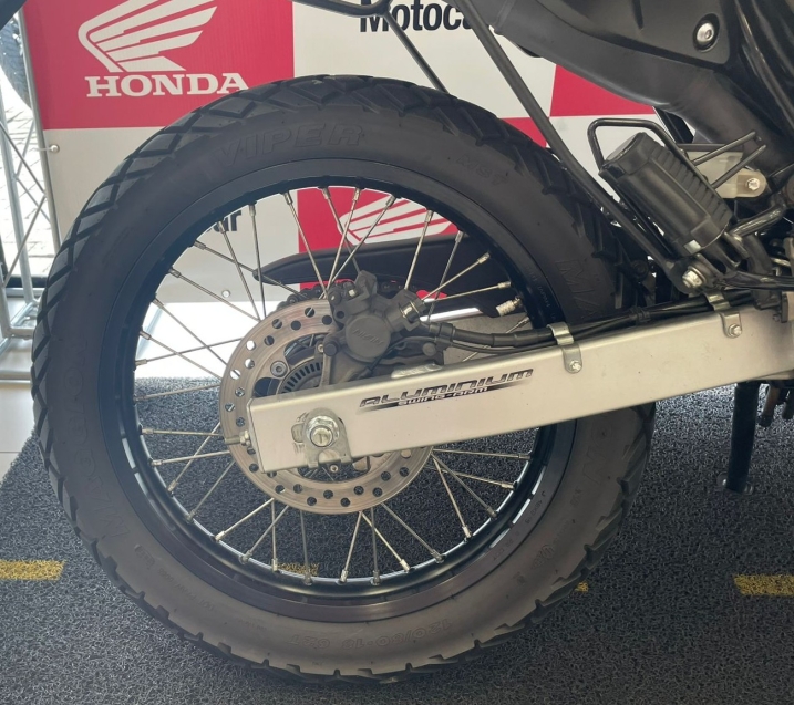 xre 300 abs unico dono4