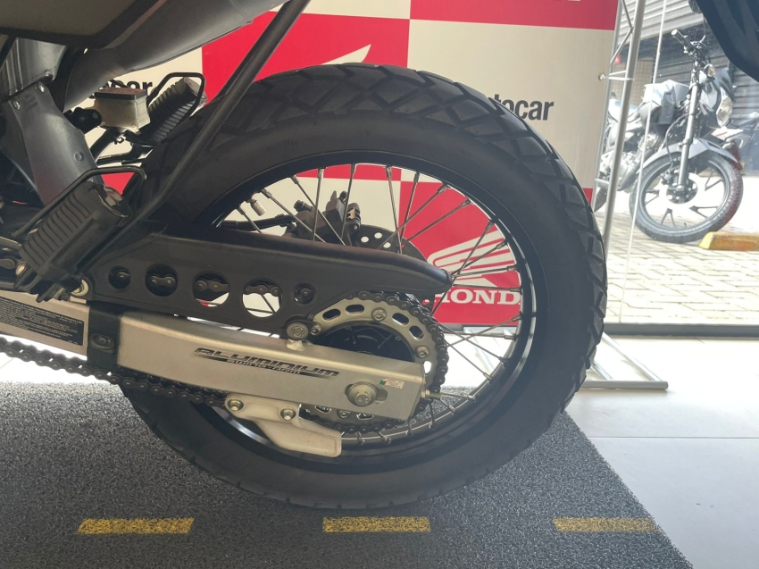 xre 300 abs unico dono10