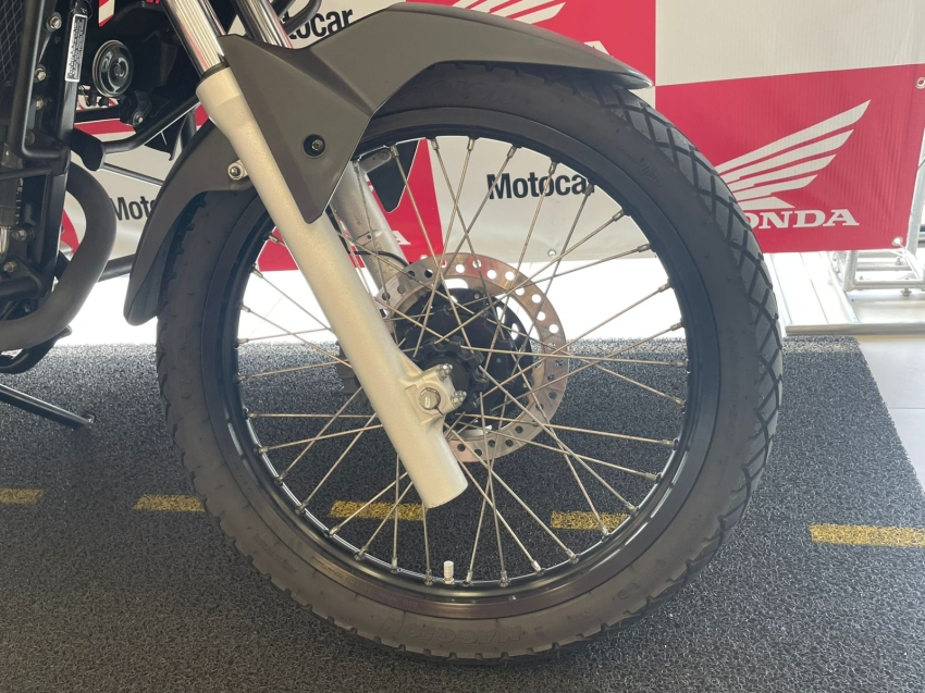 xre 300 abs unico dono1