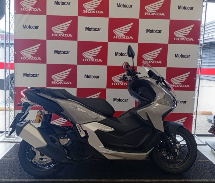 honda adv 160 gasolina semiautomatico 2025
