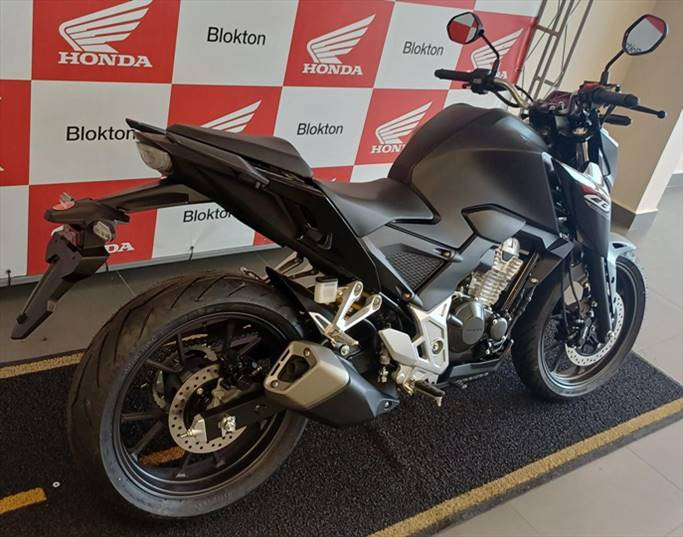 cb 300f twister cbs 2024/2025.