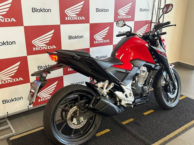 cb 300f twister abs 23/23
