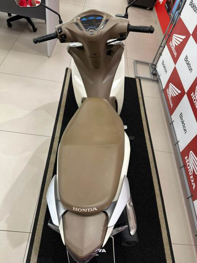 biz 125 branca 2024