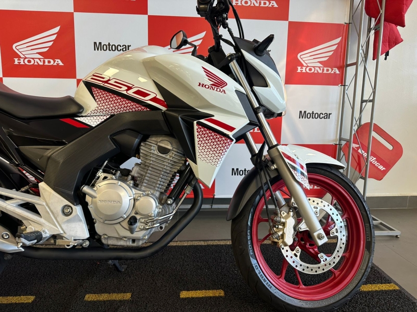 cb250f twister cbs 2021/2022