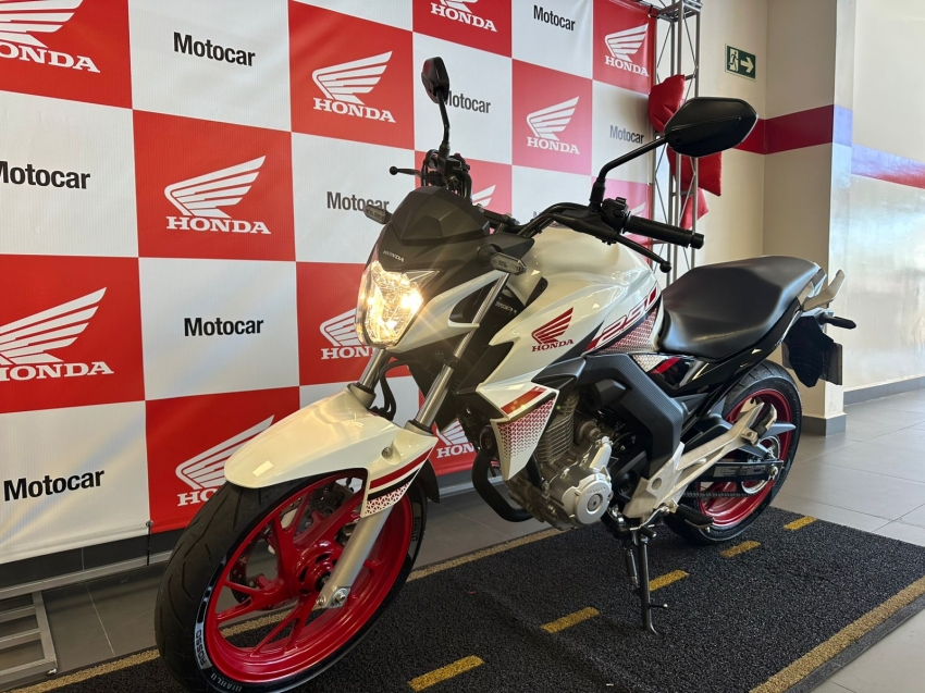 cb250f twister cbs 2021/2022