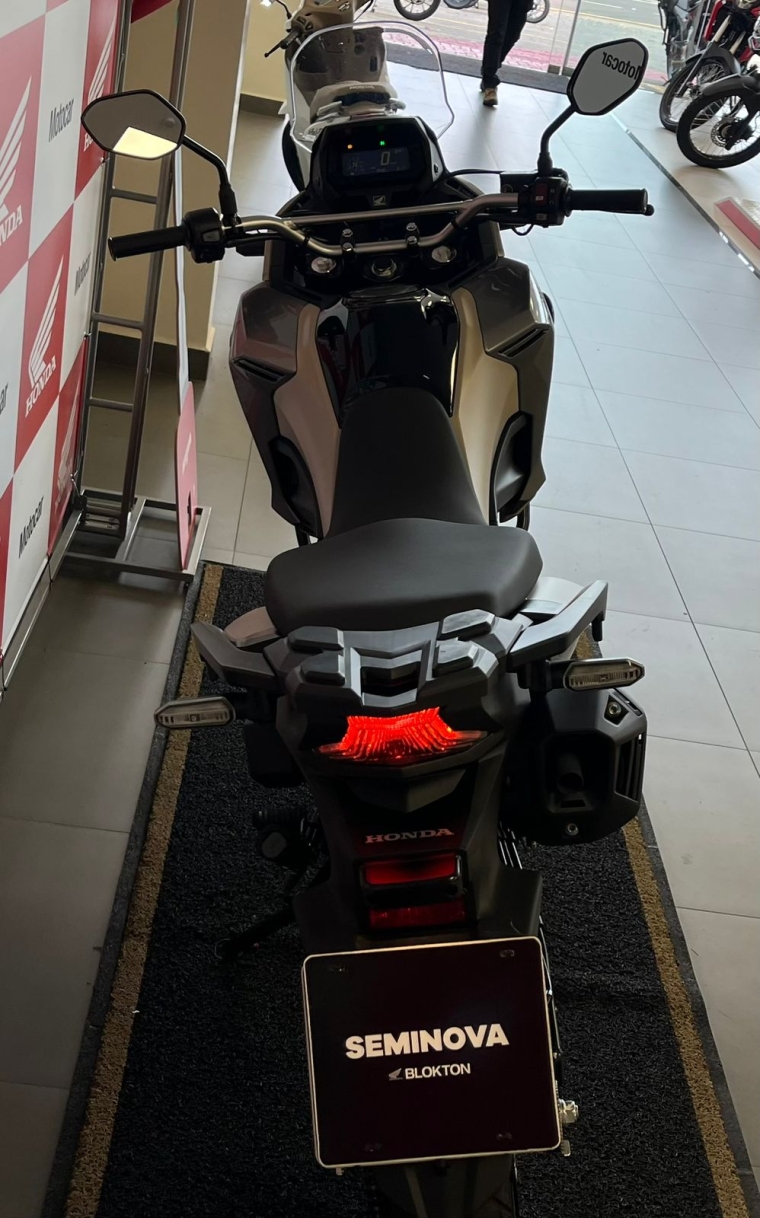 sahara 300 adventure