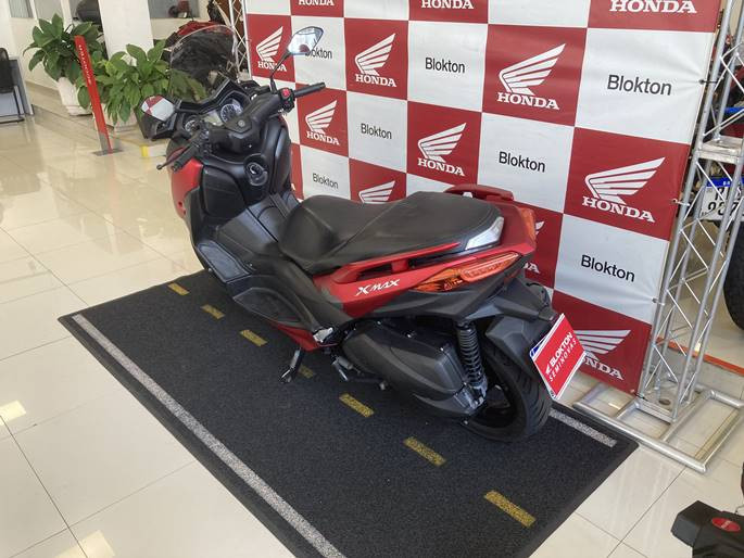 yamaha scooter xmax gasolina automatico 2021/21